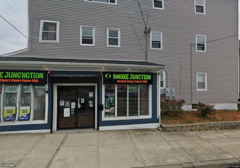 58 Main Rd, Tiverton, RI 02878 - photo 1