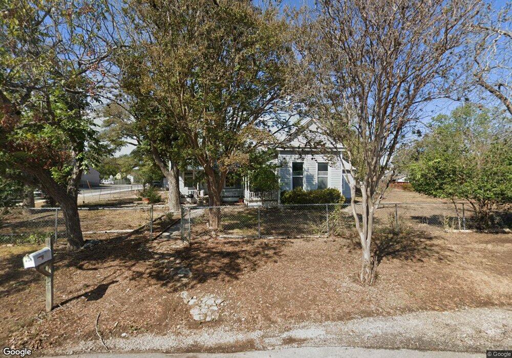 511 E Main St, New Braunfels, TX 78130 - photo 1