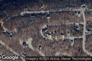 21 Horseshoe Dr, Hazleton, PA 18202