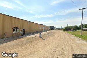 302 E Jones St, Wyoming, IA 52362