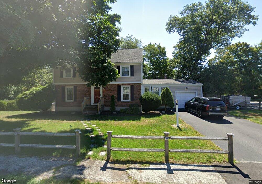 5 Veronica Ln, East Weymouth, MA 02189 - photo 1