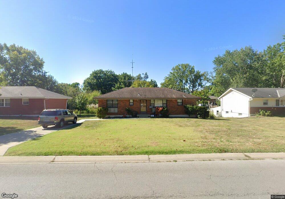 1012 NW R D Mize Rd, Blue Springs, MO 64015 - photo 1