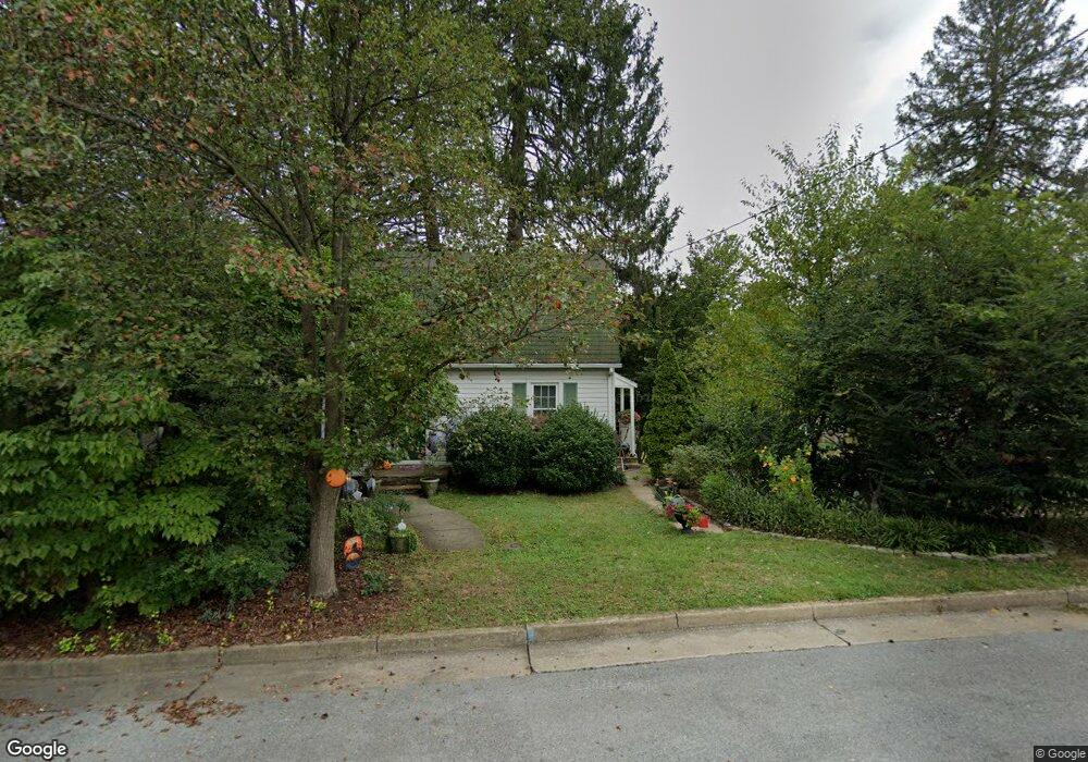 575 Locust Ave, Waynesboro, VA 22980 - photo 1