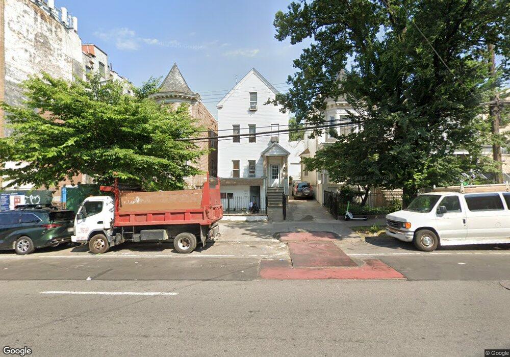 512 Morris Park Ave, Bronx, NY 10460 - photo 1