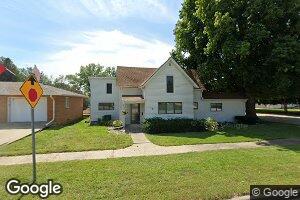 312 4th St SW, State Center, IA 50247