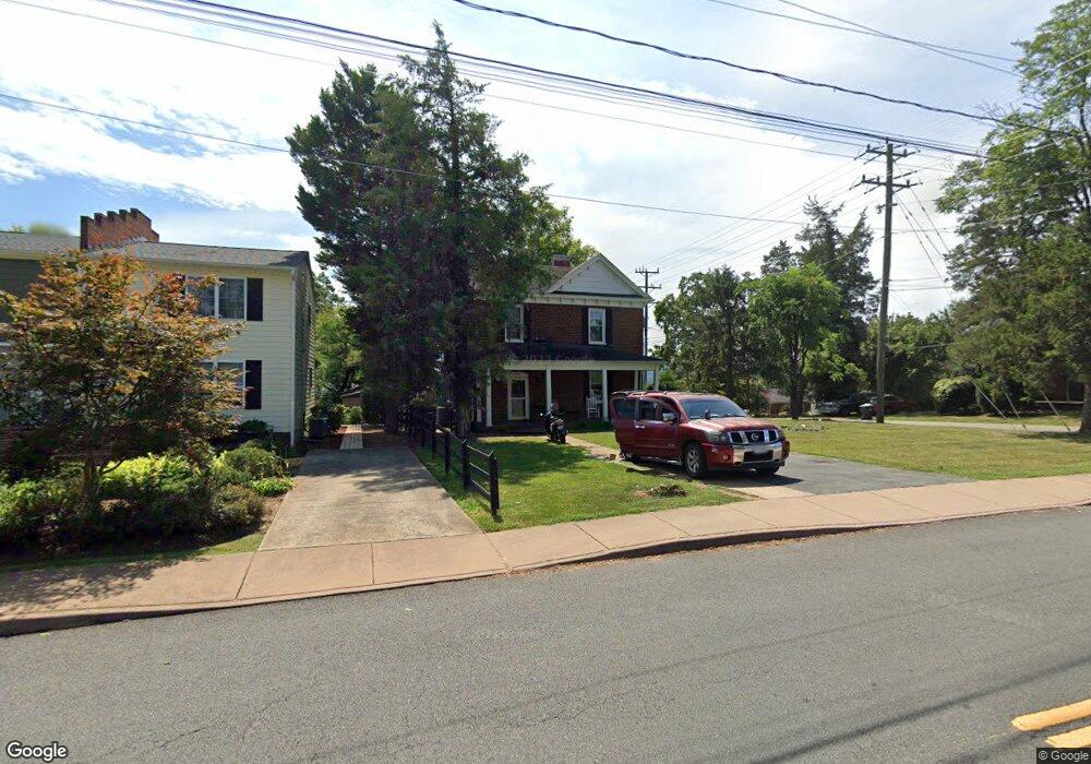 1100 Locust Ave, Charlottesville, VA 22901 - photo 1