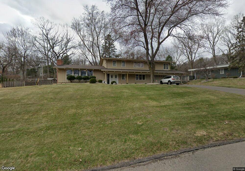 4728 Coventry Rd E, Minnetonka, MN 55345 - photo 1