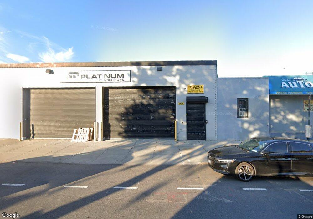 3105 20th Ave, Long Island City, NY 11105 - photo 1