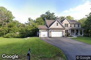 34W576 Iowa Ave, Saint Charles, IL 60174