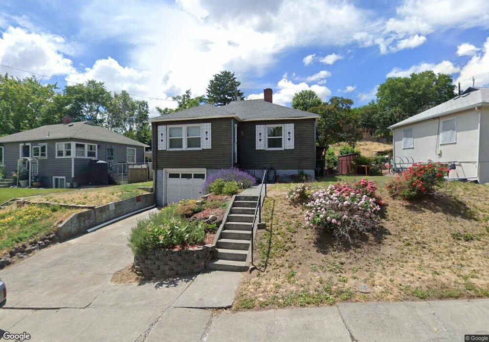 703 NW 8th St, Pendleton, OR 97801 - photo 1
