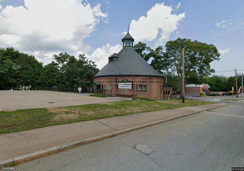 380 Elm unit 2, North Attleboro, MA 02760 - photo 1