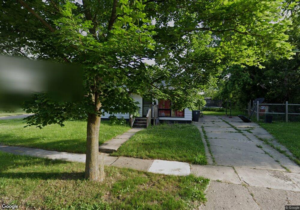 355 E York Ave, Flint, MI 48505 - photo 1