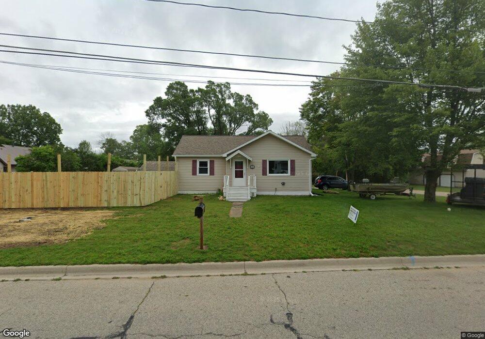 4402 13th St, Menominee, MI 49858 - photo 1
