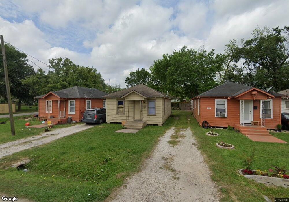 4205 Linn St, Houston, TX 77026 - photo 1