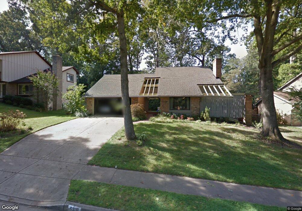 5336 Black Oak Dr, Fairfax, VA 22032 - photo 1