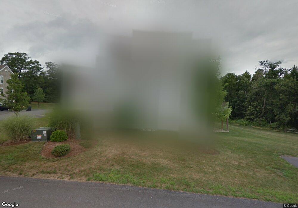 4 Daffodil Ct, South Grafton, MA 01560 - photo 1