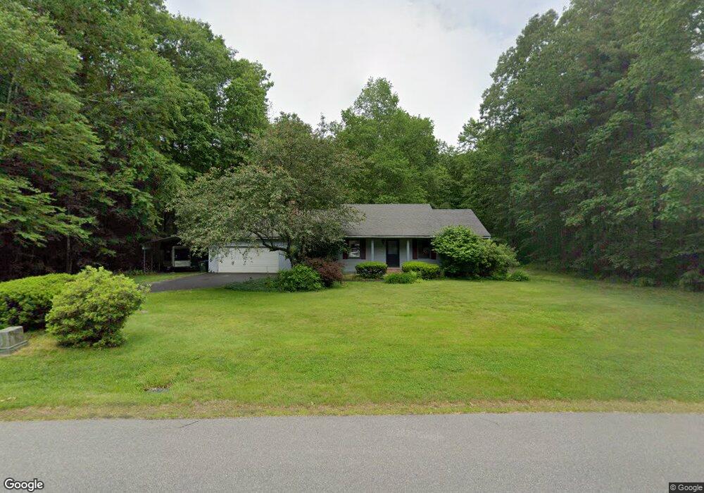 33 Wedgewood Dr, Londonderry, NH 03053 - photo 1