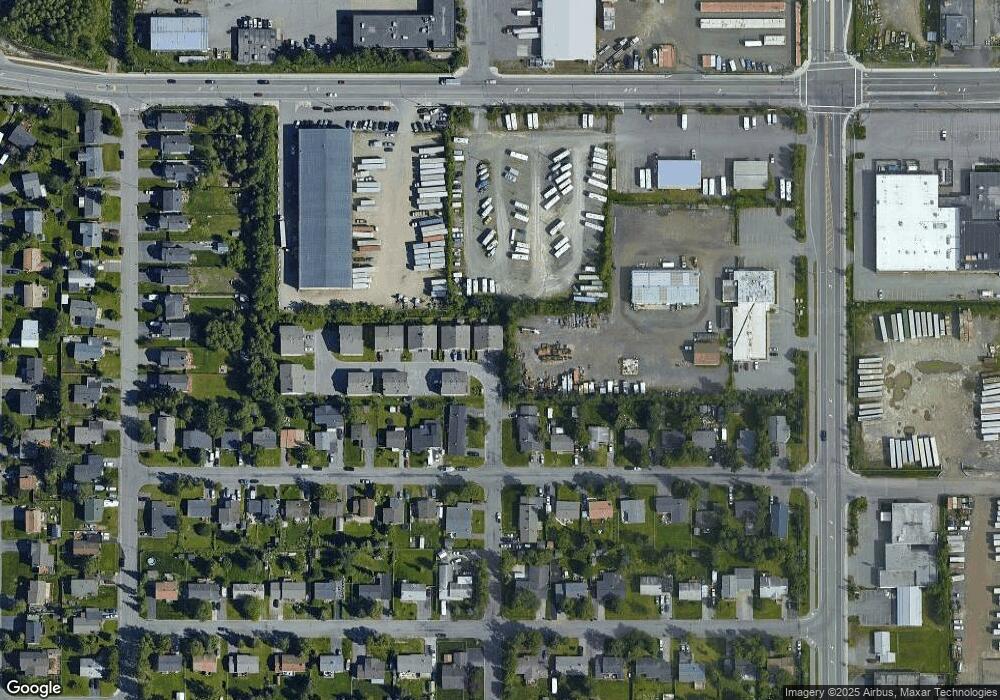 901 Oakridge Dr, Anchorage, AK 99518 - photo 1