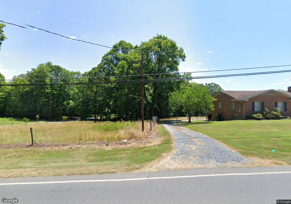 1029 Mack Rd, Asheboro, NC 27205 - photo 1