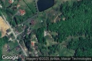 111 Edmond Ln, Mount Hope, WV 25880