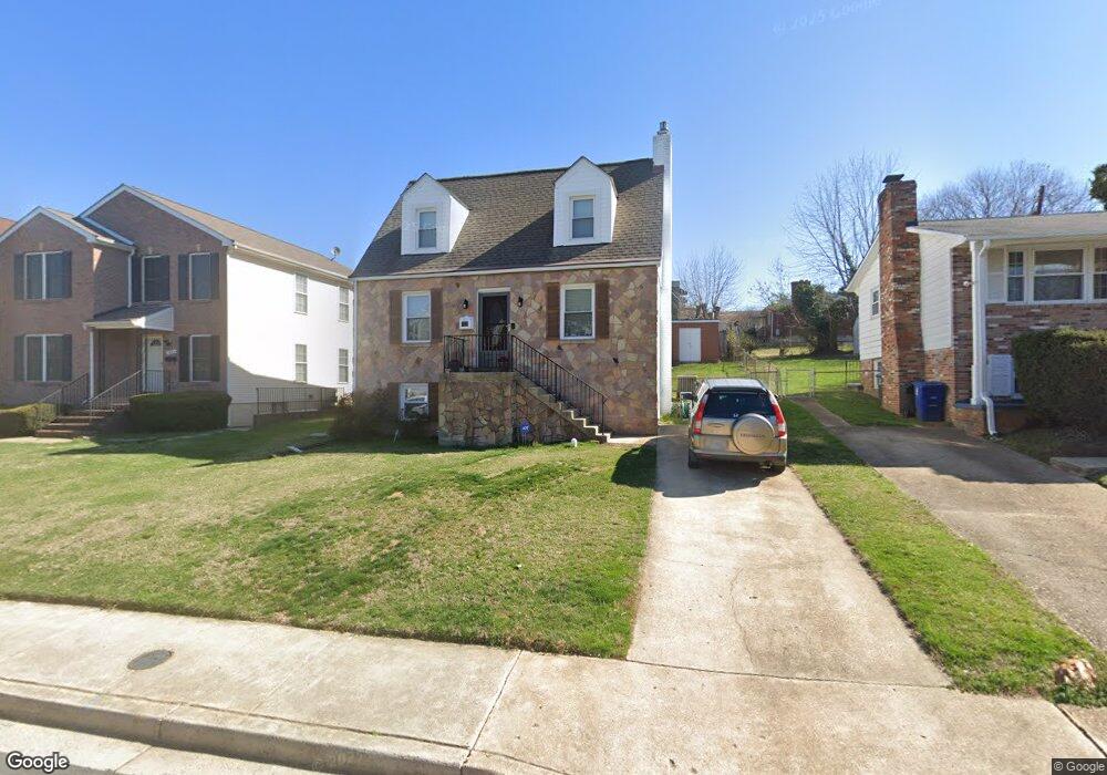 1815 N Dinwiddie St, Arlington, VA 22207 - photo 1