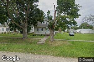 235 3rd St N, Maynard, IA 50655