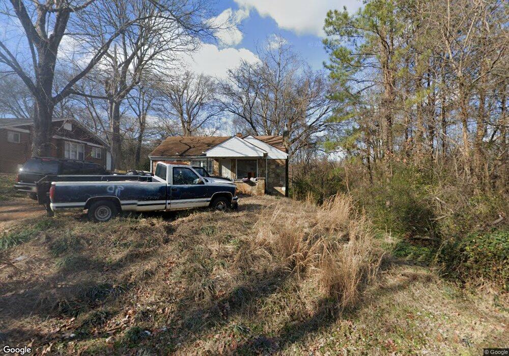 1215 E Limestone St, Florence, AL 35630 - photo 1