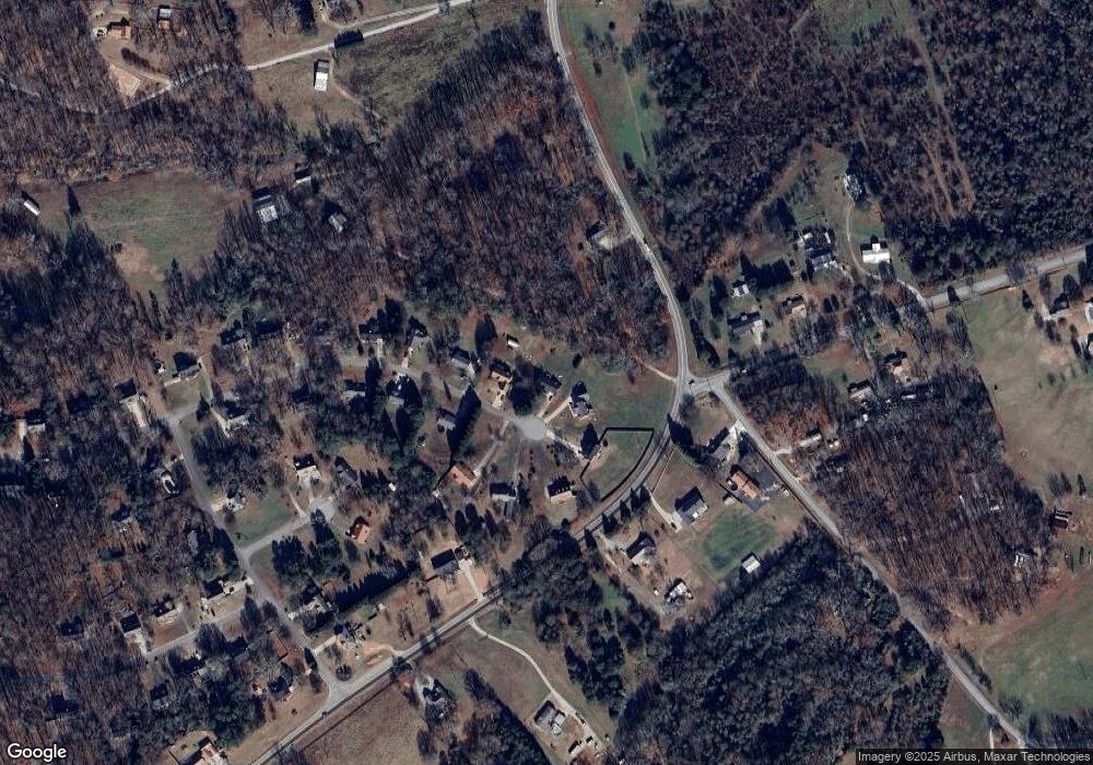 16 Stone View Dr, Hoschton, GA 30548 - photo 1