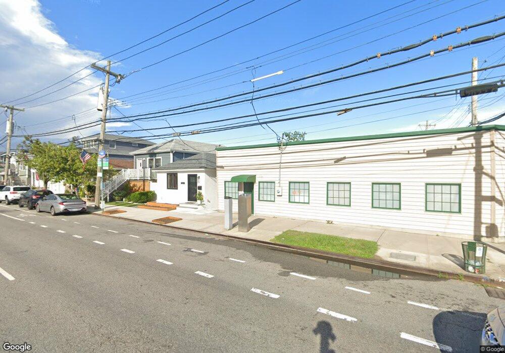 722 Cross Bay Blvd, Broad Channel, NY 11693 - photo 1