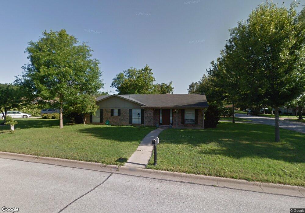 2300 Windsor Ct, Bedford, TX 76022 - photo 1