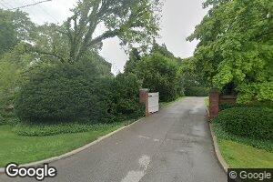 1002 Lake Shore Rd, Grosse Pointe Shores, MI 48236