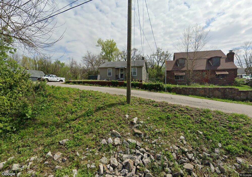 804 W 6th St, New Albany, IN 47150 - photo 1