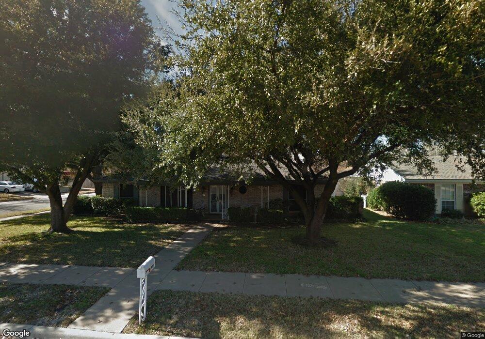 2201 Mountainview Dr, Hurst, TX 76054 - photo 1