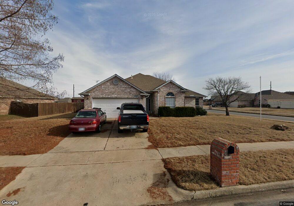 13697 S Poplar Place, Bixby, OK 74008 - photo 1