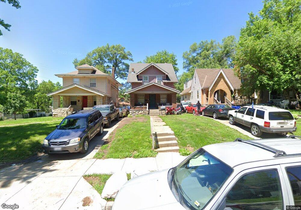 5642 Olive St, Kansas City, MO 64130 - photo 1