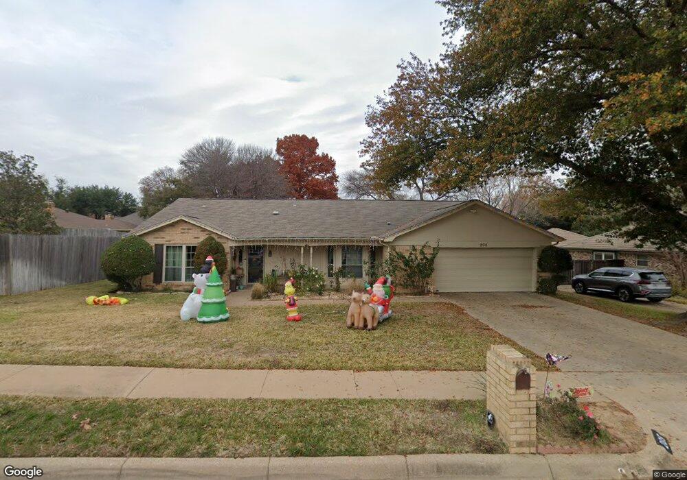 205 Stanford Dr, Bedford, TX 76021 - photo 1