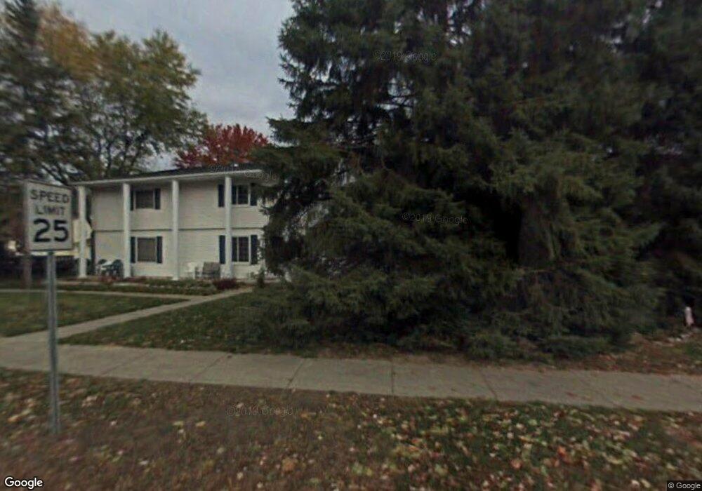 3916 Hunters Ridge Dr unit 2, Lansing, MI 48911 - photo 1