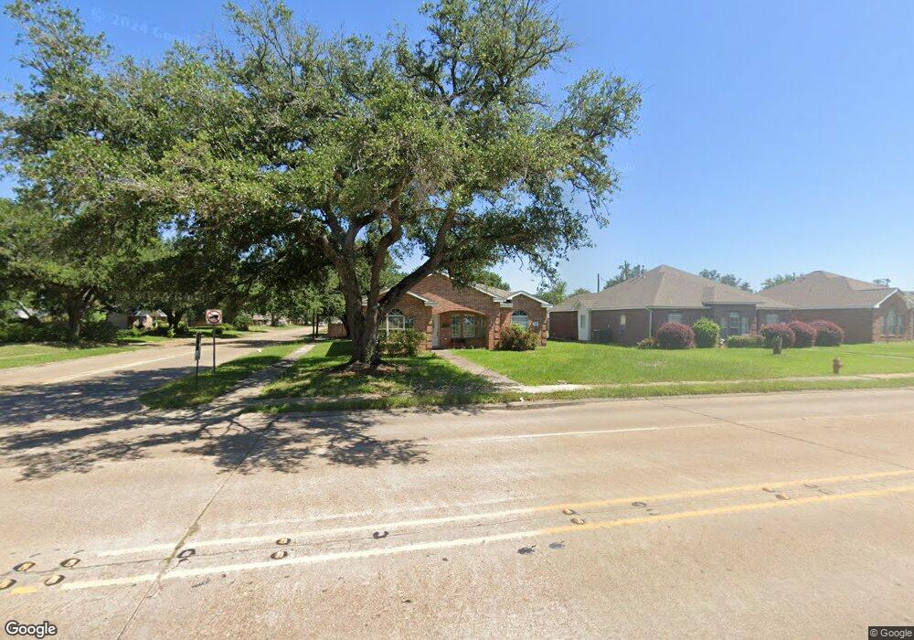 1809 E Prien Lake Rd, Lake Charles, LA 70601 - photo 1