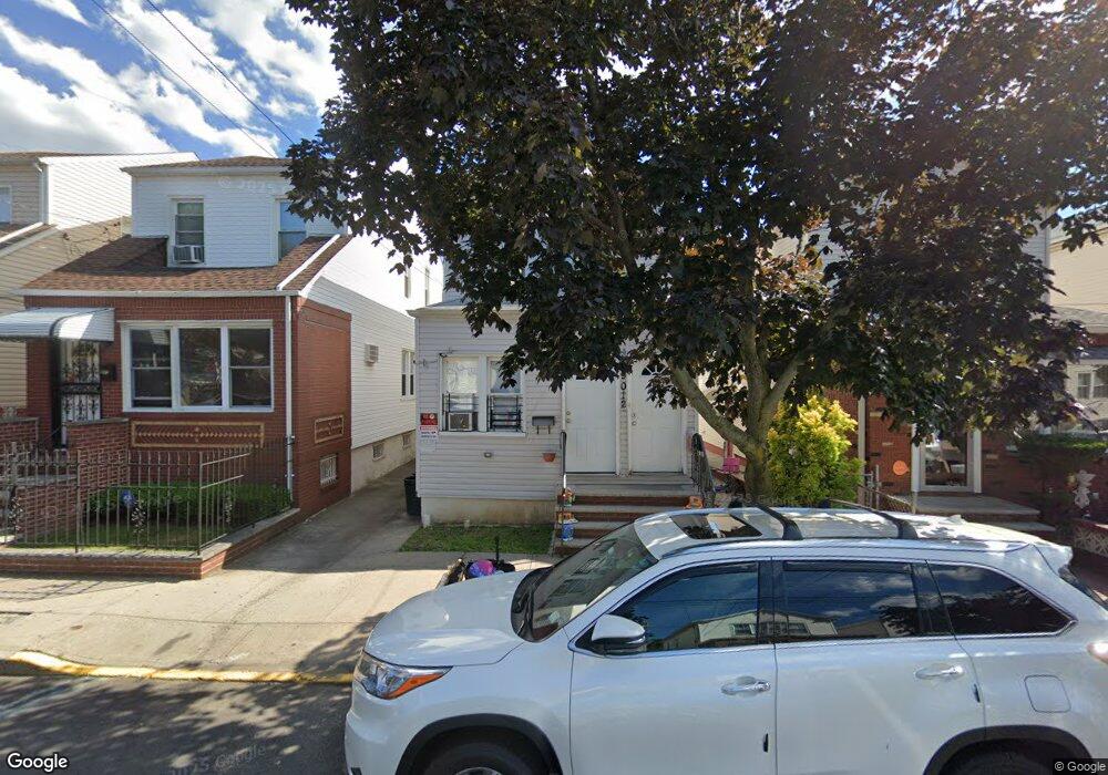 9012 Silver Rd, Ozone Park, NY 11417 - photo 1