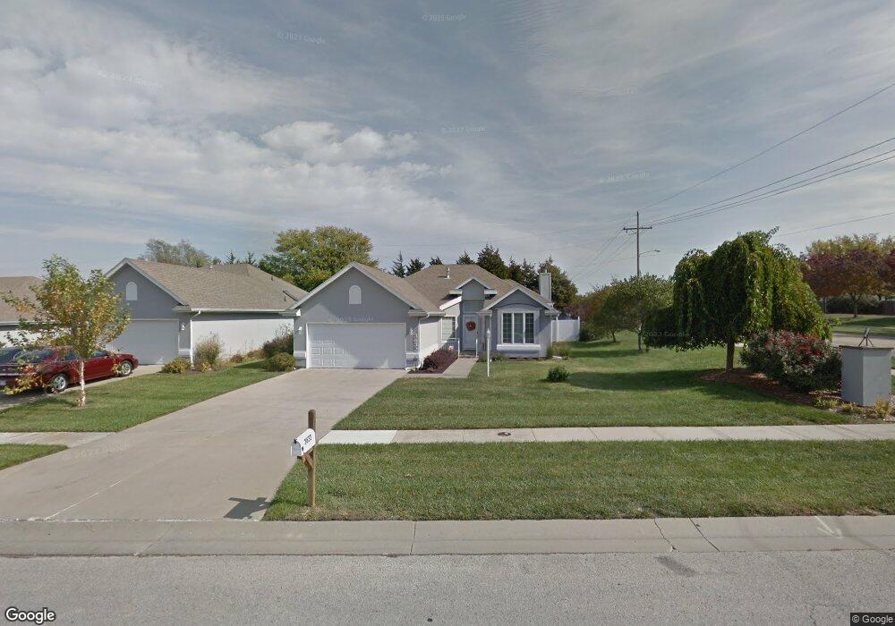 3632 SW Ashworth Ct, Topeka, KS 66614 - photo 1