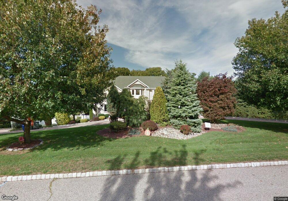 5 Iaderosa Ln, Holmdel, NJ 07733 - photo 1