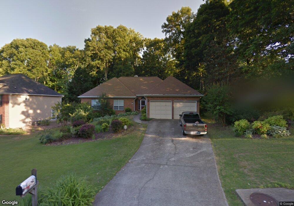 240 Falcon Creek Dr, Suwanee, GA 30024 - photo 1