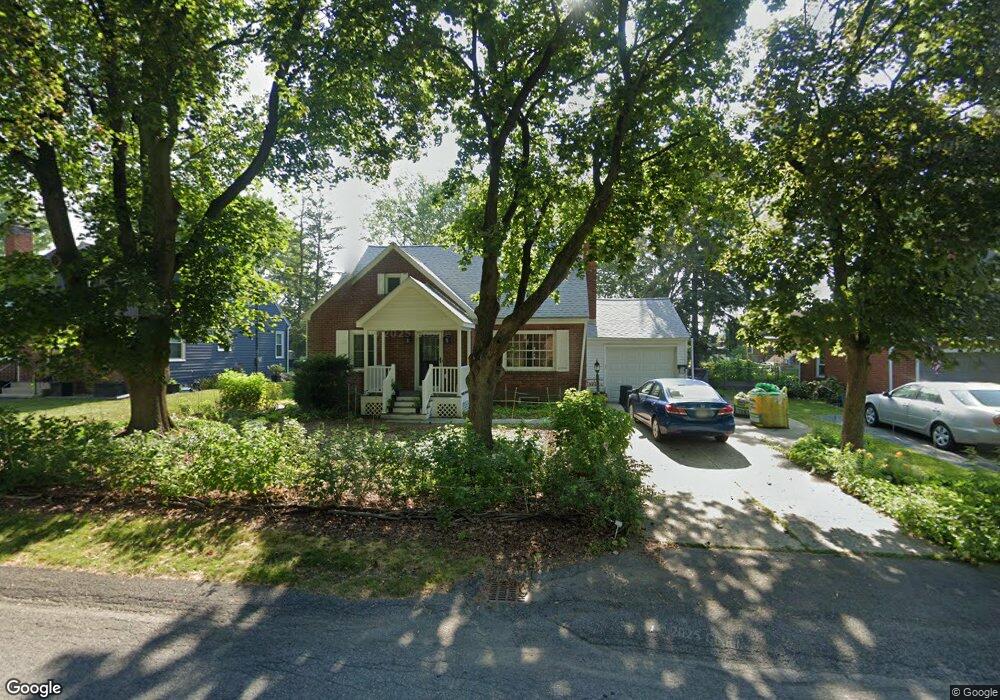 1572 Clifton Park Rd, Schenectady, NY 12309 - photo 1