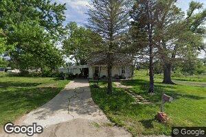 621 W D St, Wymore, NE 68466