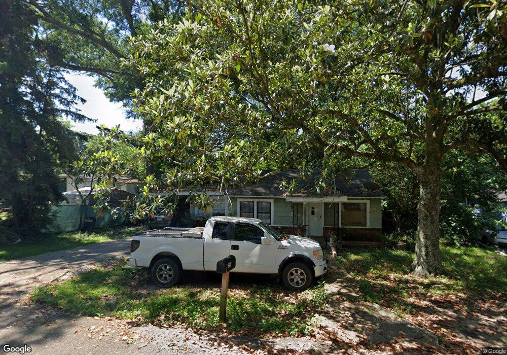 1516 W 11th St, Laurel, MS 39440 - photo 1