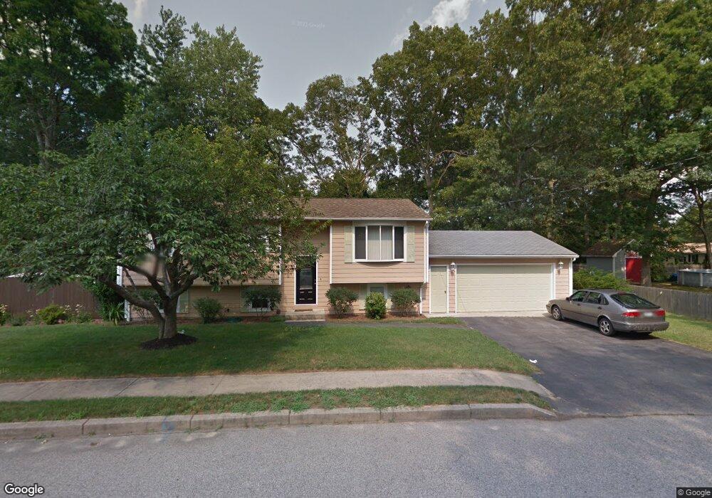 122 Polk Rd, Warwick, RI 02889 - photo 1