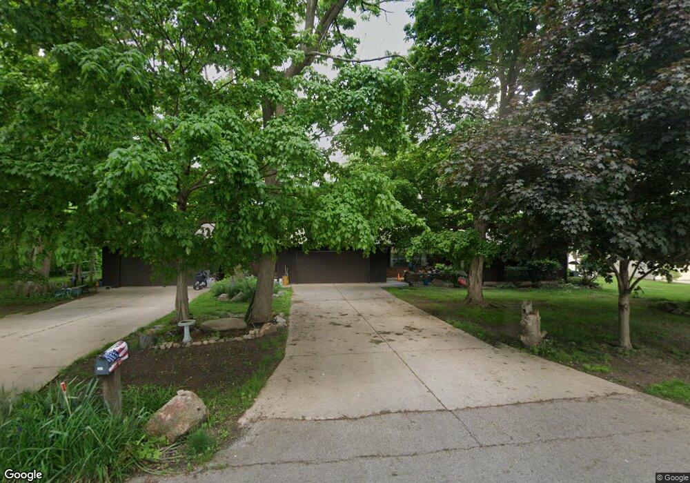 204 Lakewood Dr, Camargo, IL 61919 - photo 1