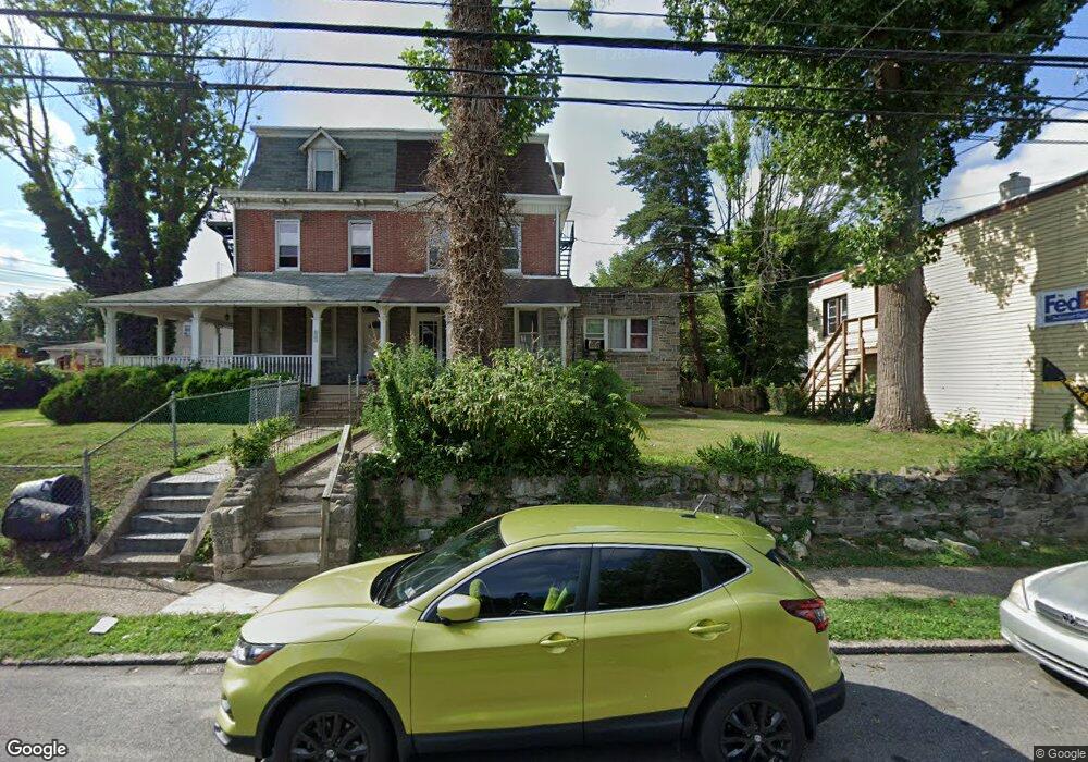 627 Macdade Blvd unit 2NDFLR, Darby, PA 19023 - photo 1