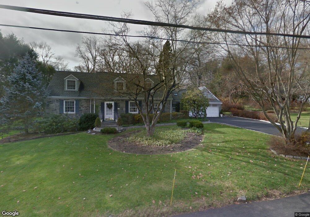 19 Sturges Commons, Westport, CT 06880 - photo 1