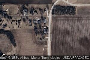 14816 250th St N, Cordova, IL 61242
